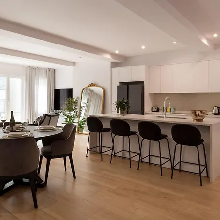 Luxury 4-bedroom In Prime *