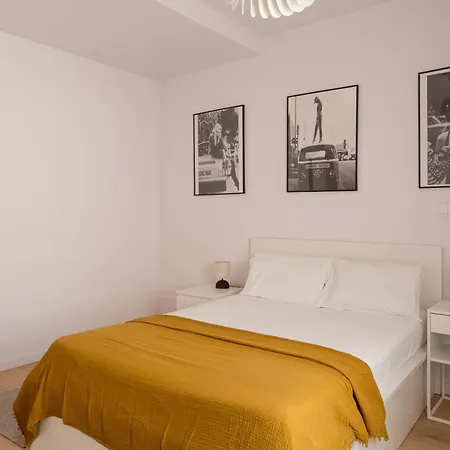 Luxury 4-bedroom In Prime * Лиссабон