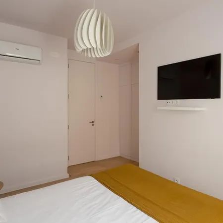 Luxury 4-bedroom In Prime *