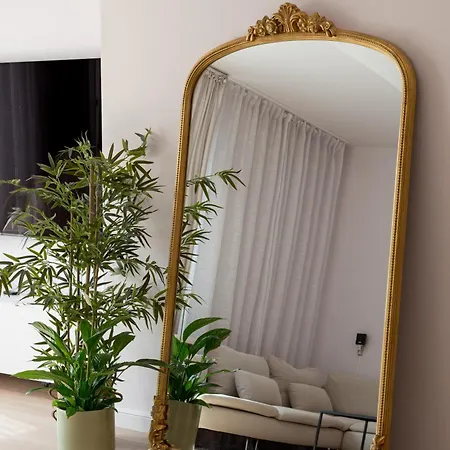 Luxury 4-bedroom In Prime *