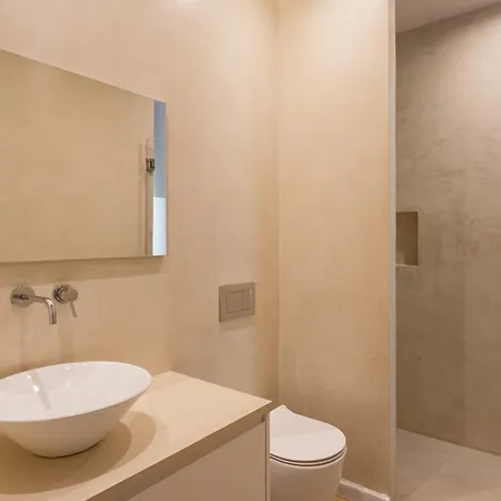 Luxury 4-bedroom In Prime Лиссабон