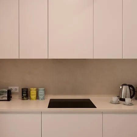 Luxury 4-bedroom In Prime Лиссабон