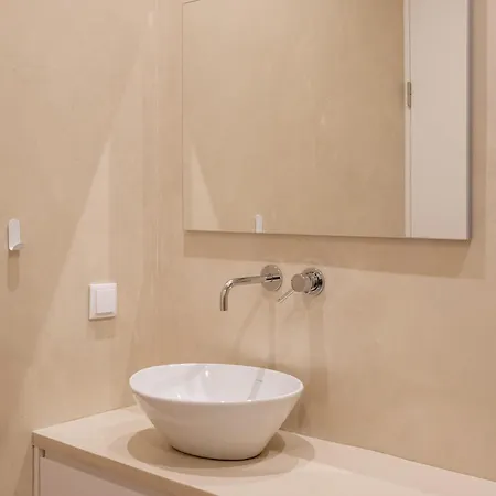 Luxury 4-bedroom In Prime アパート *