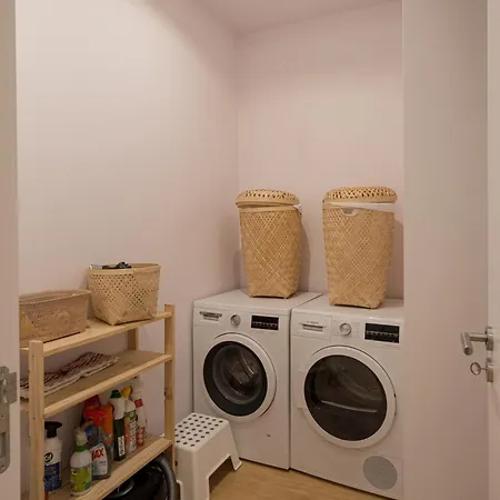 Luxury 4-bedroom In Prime *